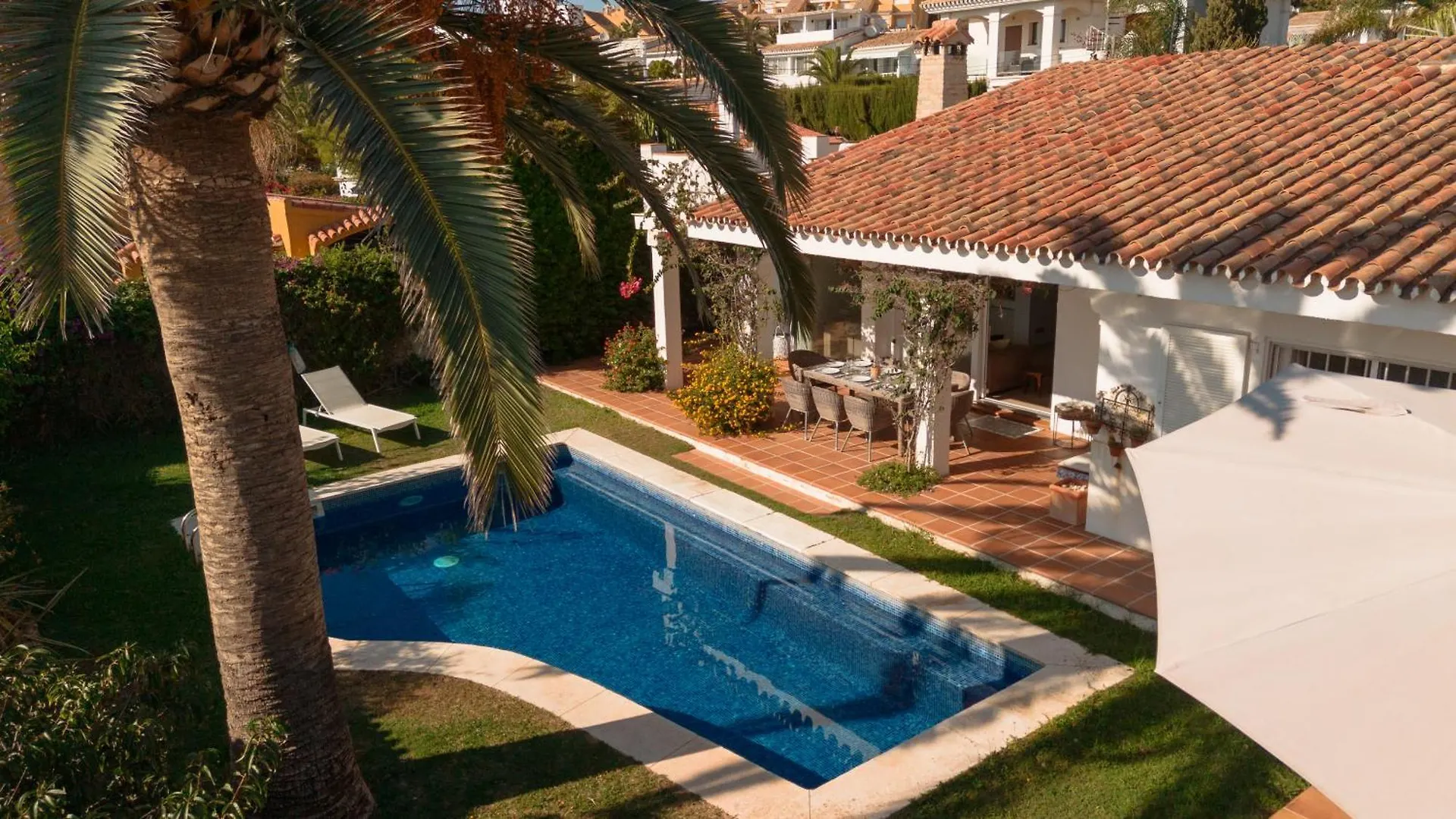 Bungalow Directly At The Beach Villa Marbella