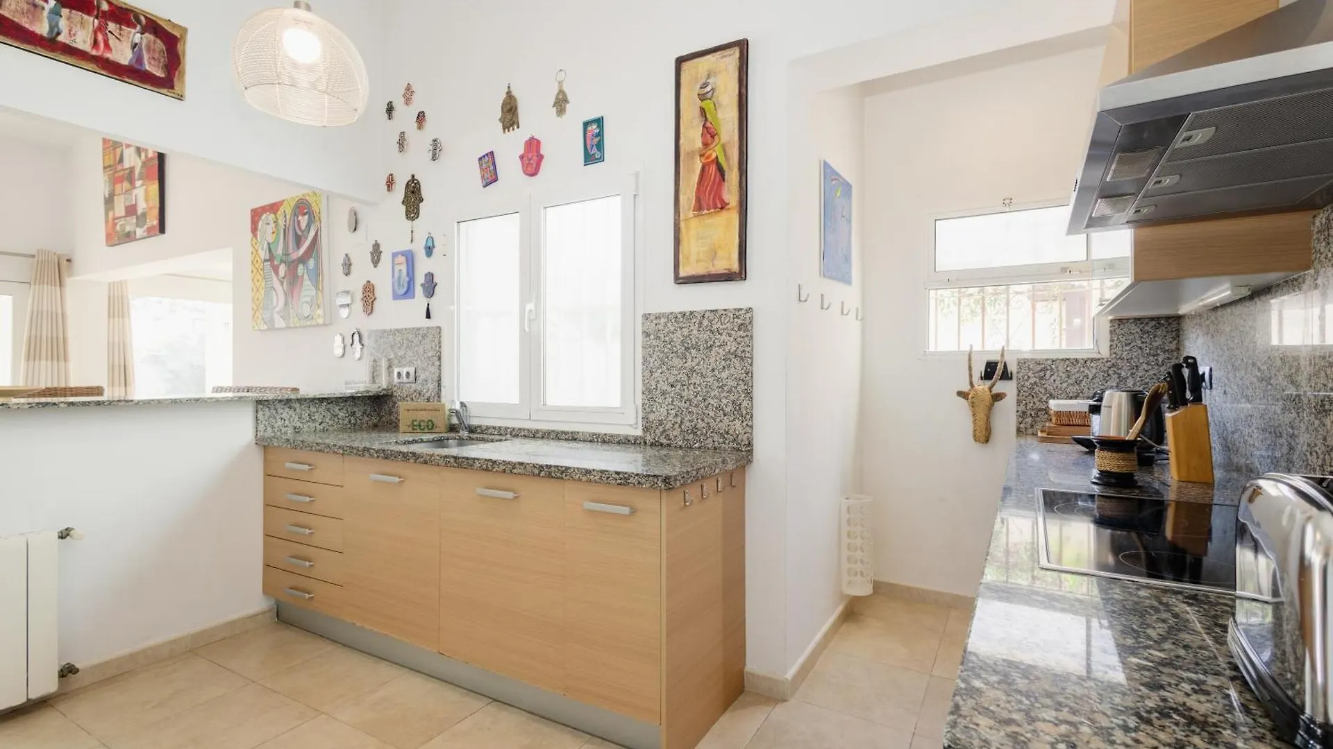 Vila Bungalow Directly At The Beach Marbella